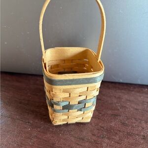 Miniature handcrafted replica of Longaberger spoon basket with green/blue spl